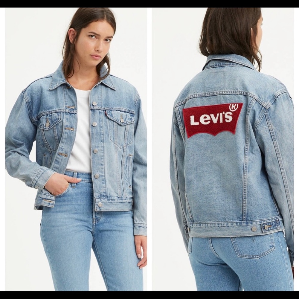 NWT Levi's Ex-Boyfriend Trucker Jacket Logo Patch